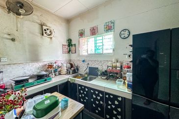 (ENDLOT) Single Storey SEMI-D Desa Saujana Langat, Bt 14 Hulu Langat. 