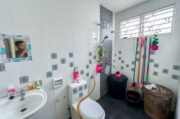 (ENDLOT) Single Storey SEMI-D Desa Saujana Langat, Bt 14 Hulu Langat. 