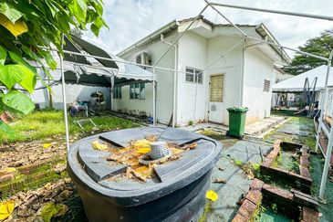 (ENDLOT) Single Storey SEMI-D Desa Saujana Langat, Bt 14 Hulu Langat. 