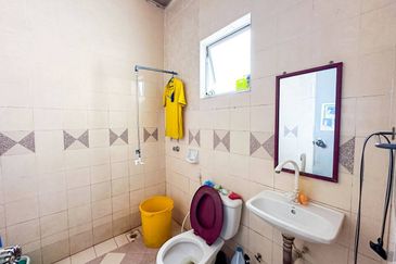 (CHEAPEST)(FLEXIBLE DEPOSITS) Pangsapuri Salvia Kota Damansara