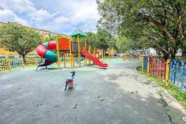 (CHEAPEST)(FLEXIBLE DEPOSITS) Pangsapuri Salvia Kota Damansara