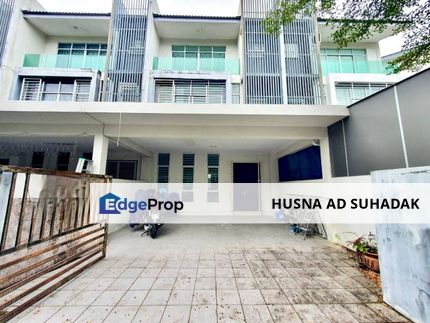 (GATED GUARDED) 3 Storey Terrace House @ Bangi Avenue 3, Kajang, Selangor, Bangi