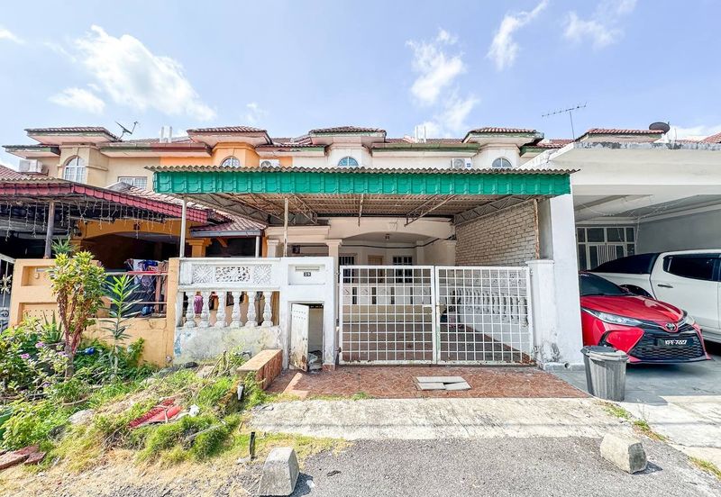 (FULL EXTENDED)(RENOVATED) 2 Storey Jalan Kebun Nenas Bandar Putera Klang