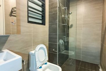 (CHEAPEST)(RENOVATED) SINARAN WANGSA MAJU CONDOMINIUM Section 1 Wangsa Maju Kuala Lumpur