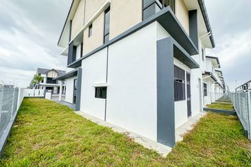 (ENDLOT) Brand New 2 Storey Terrace  (Type Lyra) Bandar Bukit Raja Klang