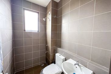 (ENDLOT) Brand New 2 Storey Terrace  (Type Lyra) Bandar Bukit Raja Klang