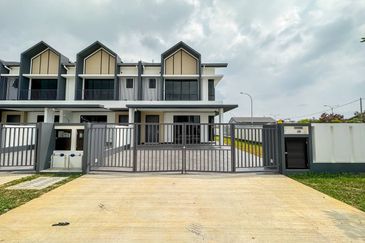 (ENDLOT) Brand New 2 Storey Terrace  (Type Lyra) Bandar Bukit Raja Klang