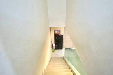 (WELL MAINTAINED) Renovated 2 Storey Terrace Taman Tasik Prima, Puchong