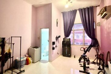 (WELL MAINTAINED) Renovated 2 Storey Terrace Taman Tasik Prima, Puchong
