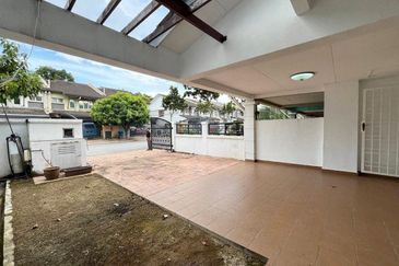 (BELOW MARKET VALUE) Renovated 2 Storey Desa Alam Seksyen U12, Shah Alam 