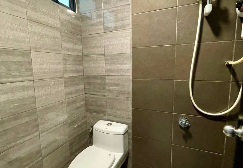 (FREEHOLD) Symphony Tower (Menara Simfoni), Balakong, Seri Kembangan, Lebuhraya SILK, Balakong