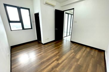 (FREEHOLD) Symphony Tower (Menara Simfoni), Balakong, Seri Kembangan, Lebuhraya SILK, Balakong