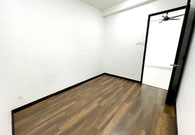 (FREEHOLD) Symphony Tower (Menara Simfoni), Balakong, Seri Kembangan, Lebuhraya SILK, Balakong