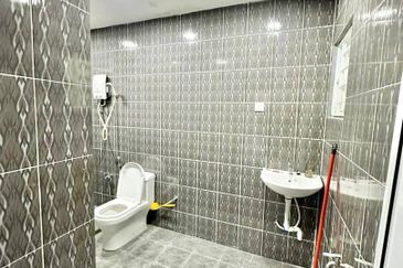 (FULLY RENOVATED) Single Storey Terrace Taman Sri Duyong, Melaka