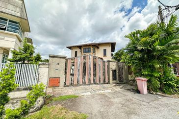(HUGE LAND) Renovated Modern Design 2 Storey Bungalow, Kampung Tunku, Jalan SS1, Petaling Jaya