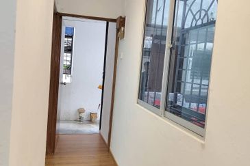 (FULLY REFURBISHED) Flat Taman Samudra, Batu Caves