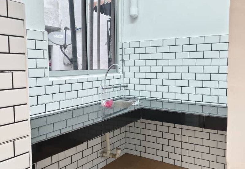 (FULLY REFURBISHED) Flat Taman Samudra, Batu Caves