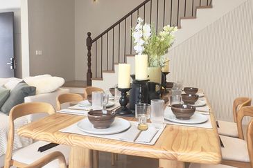 (FREEHOLD) Teres Dua Tingkat @ M Tiara, Mutiara Rini, Skudai