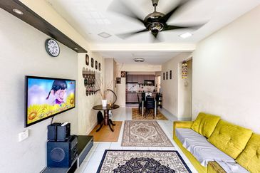 Villa Residence @ Goodview Heights