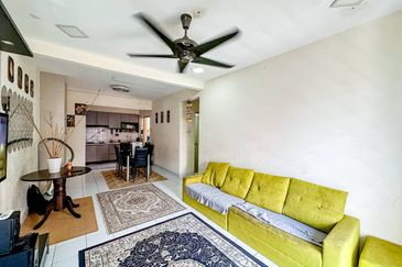 Villa Residence @ Goodview Heights