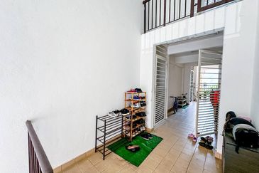 Villa Residence @ Goodview Heights