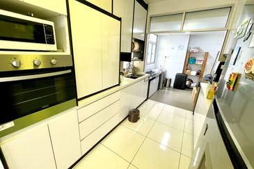 Midfields Condominium