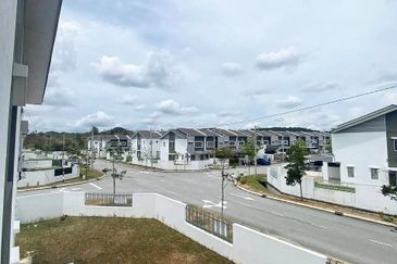 Laman Haris @ Eco Grandeur