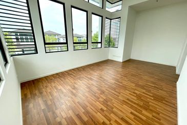 Tenderfields @ Eco Majestic