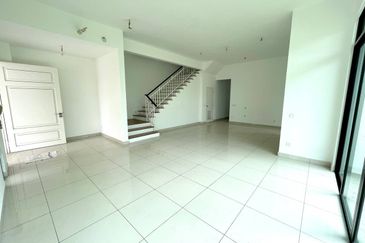 Tenderfields @ Eco Majestic