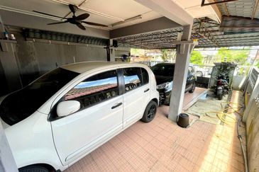 Seksyen 8, Shah Alam