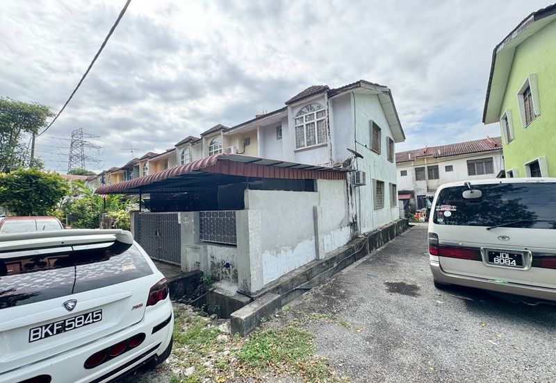 Taman Dahlia, Sepang