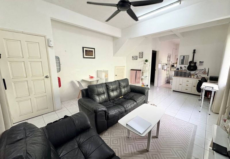 Taman Dahlia, Sepang