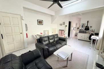 Taman Dahlia, Sepang