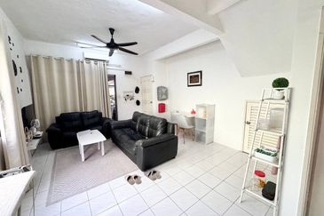 Taman Dahlia, Sepang