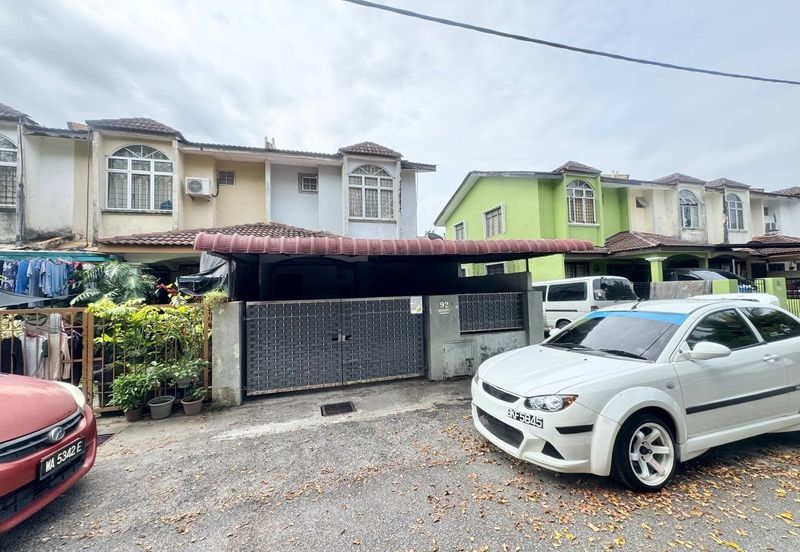 Taman Dahlia, Sepang