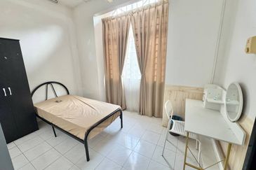 Taman Dahlia, Sepang