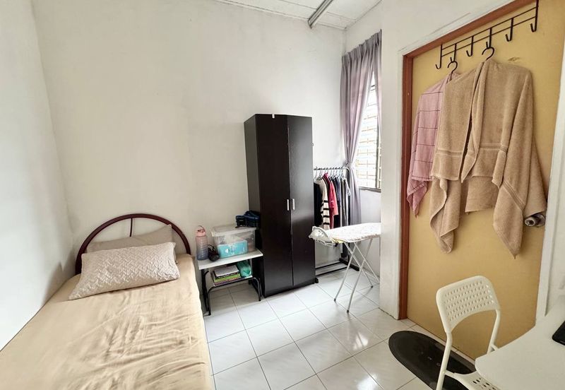 Taman Dahlia, Sepang