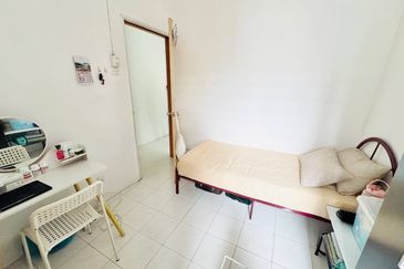 Taman Dahlia, Sepang