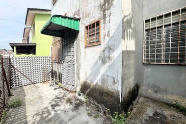 Taman Dahlia, Sepang