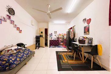 De Bayu Apartment @ Setia Alam