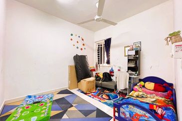 De Bayu Apartment @ Setia Alam