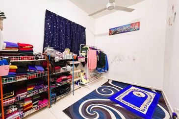 De Bayu Apartment @ Setia Alam