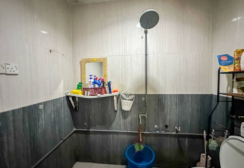 (CORNER LOT) Double Storey Terrace @ Bandar Tasik Selatan Kuala Lumpur