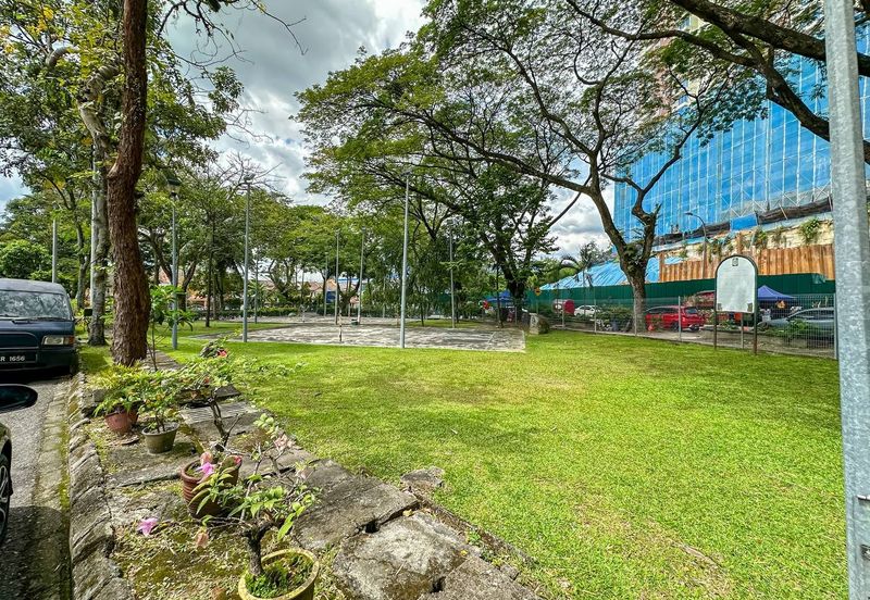 (CORNER LOT) Double Storey Terrace @ Bandar Tasik Selatan Kuala Lumpur