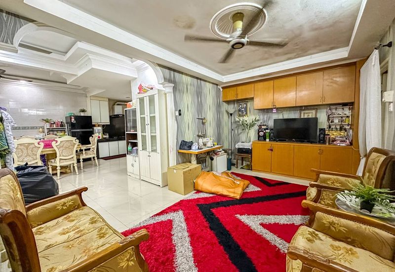 (CORNER LOT) Double Storey Terrace @ Bandar Tasik Selatan Kuala Lumpur