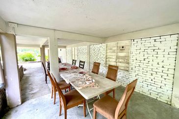 Kampung Bukit Lanjan