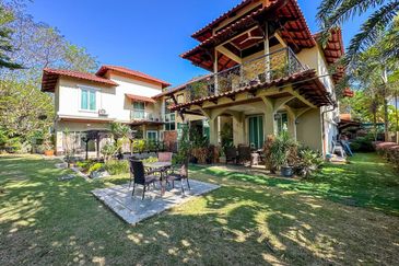 Impian Golf & Country Club