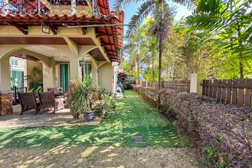 Impian Golf & Country Club