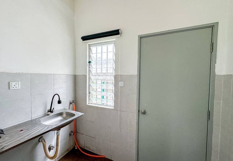 PELANGI HEIGHTS (TAMAN KAYANGAN)