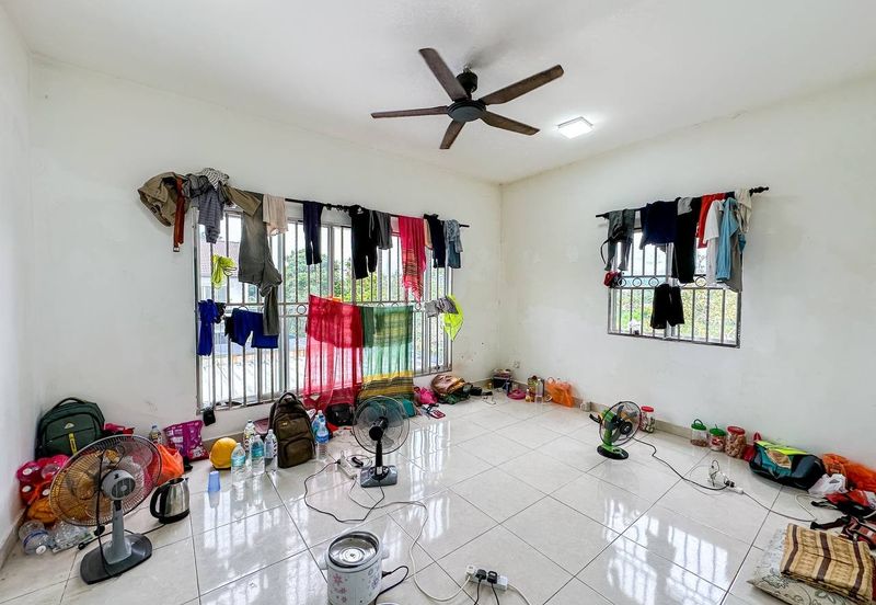 PELANGI HEIGHTS (TAMAN KAYANGAN)